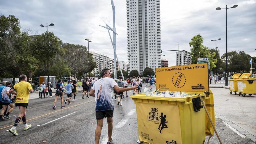 El Medio Maratón Valencia recupera 7 toneladas de residuos para reciclar