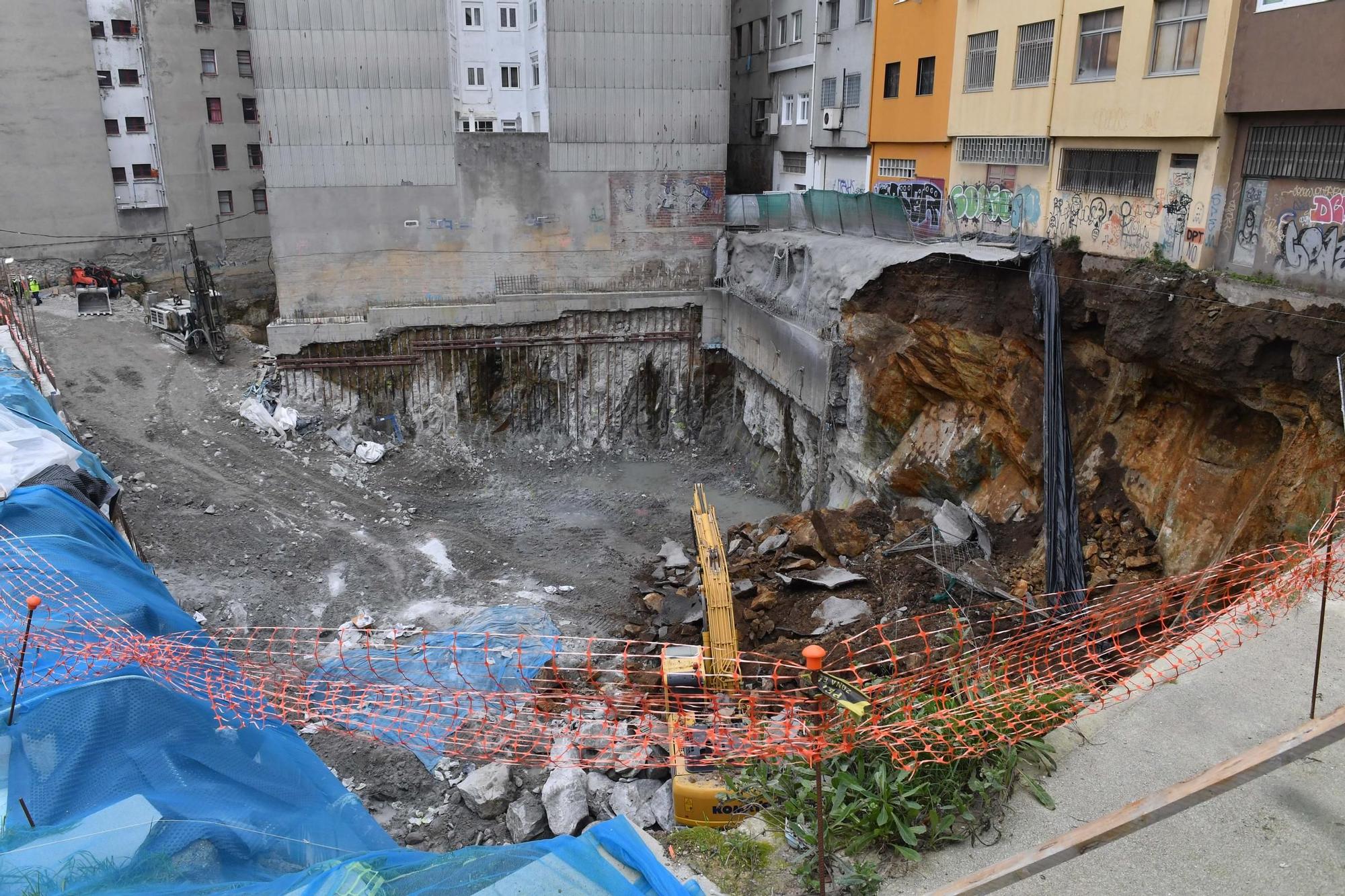 30 familias realojadas por el derrumbe de un muro en una obra en la calle Rey Abdullah