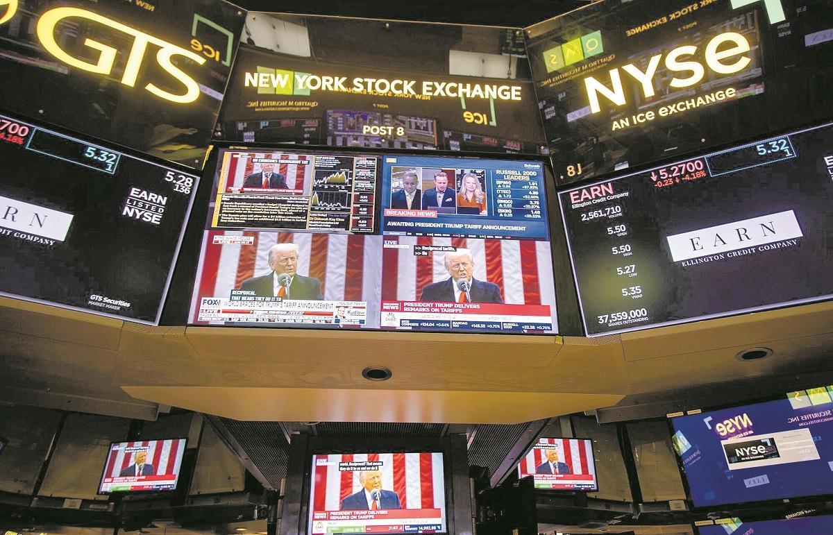 Donald Trump, presidente de Estados Unidos, en las pantallas de la Bolsa de Nueva York.