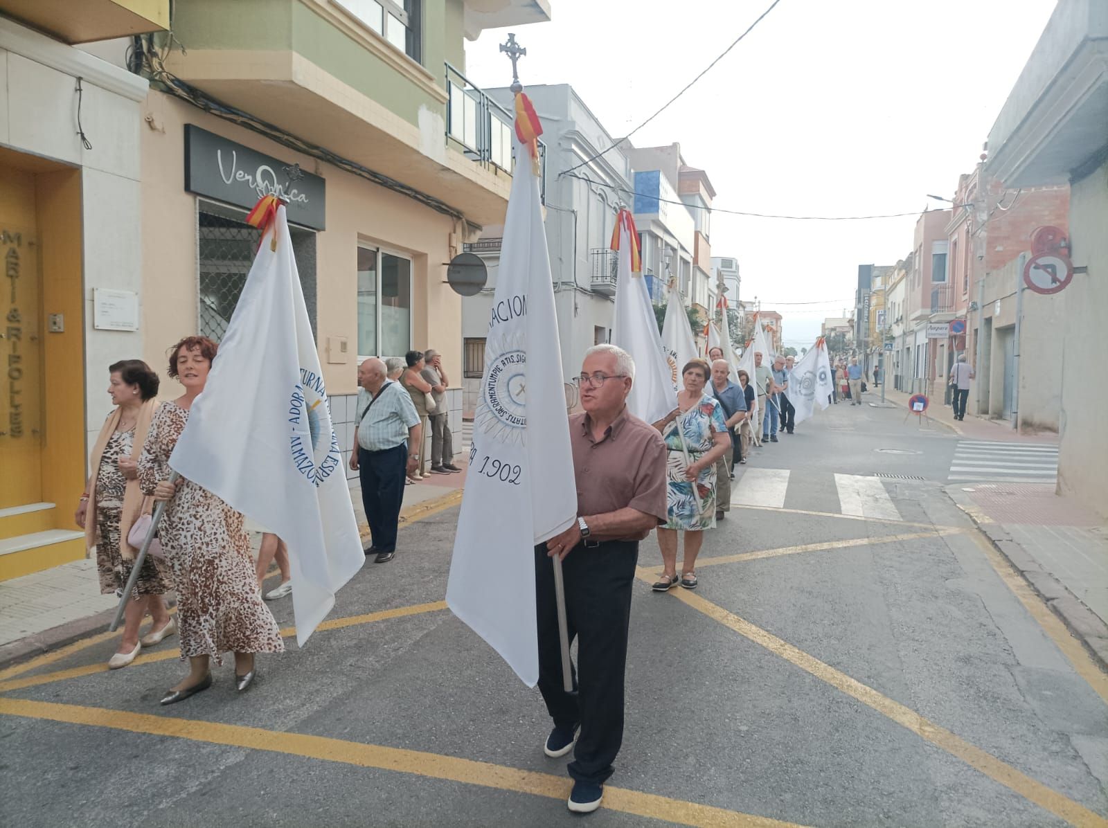 FOTOGALERÍA: Las imágenes de la jornada diocesana de la Adoración Nocturna en Moncofa