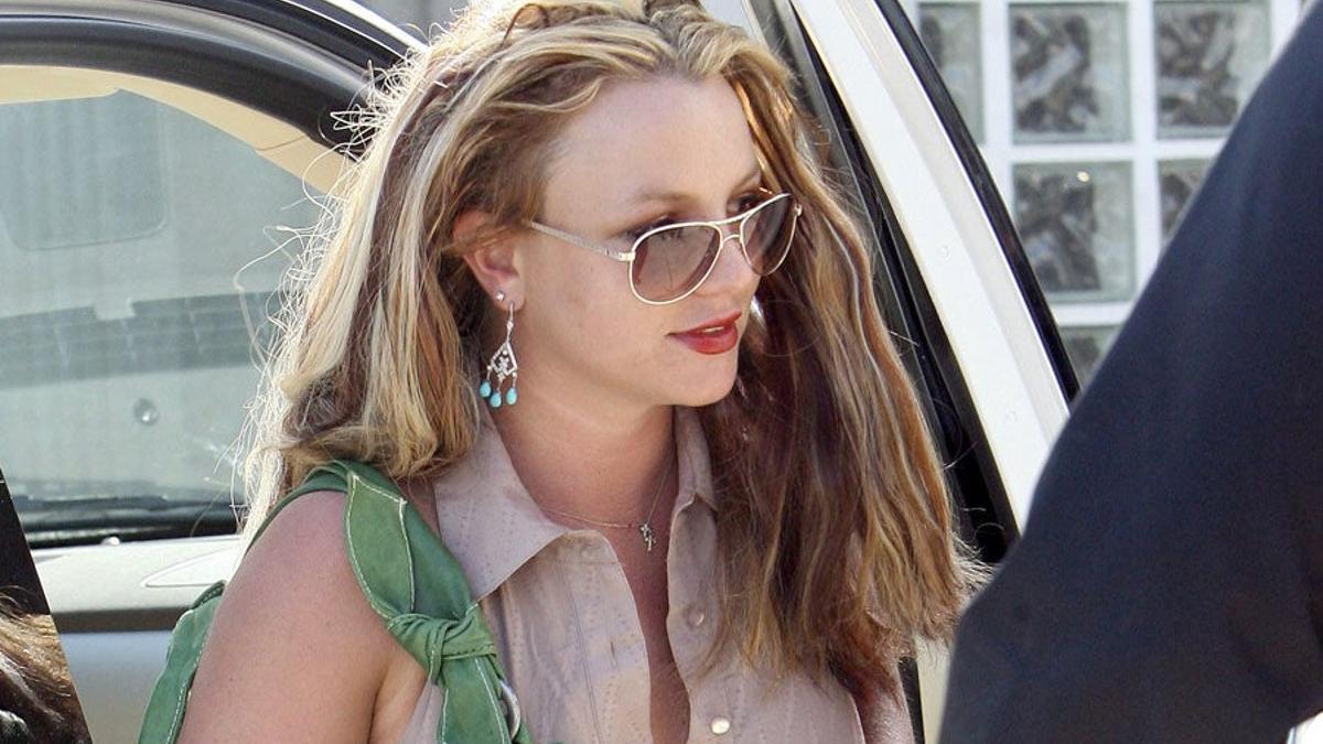 Britney Spears va renaciendo de sus cenizas