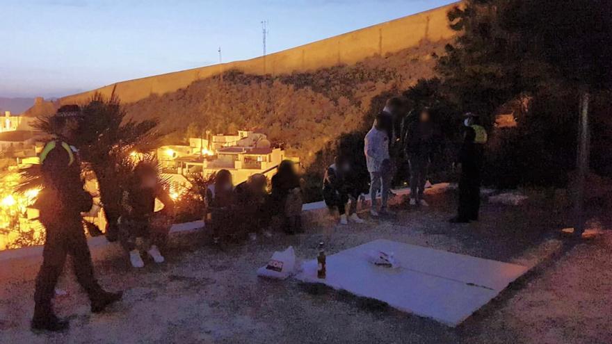 Operativo policial de Semana Santa: 7 botellones, 22 fiestas y 139 sanciones en Alicante