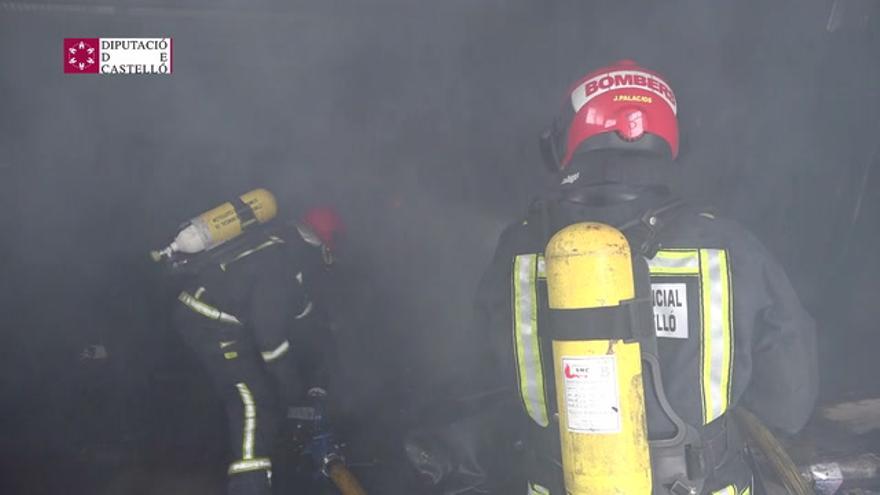 Incendio en almacén industrial en La Vilavella