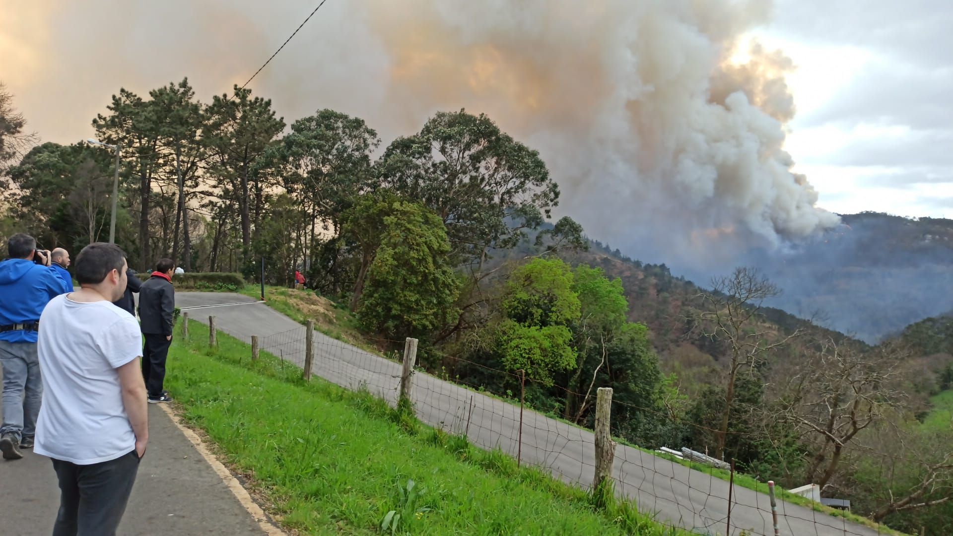 EN IMÁGENES: Gran oleada de incendios en Asturias