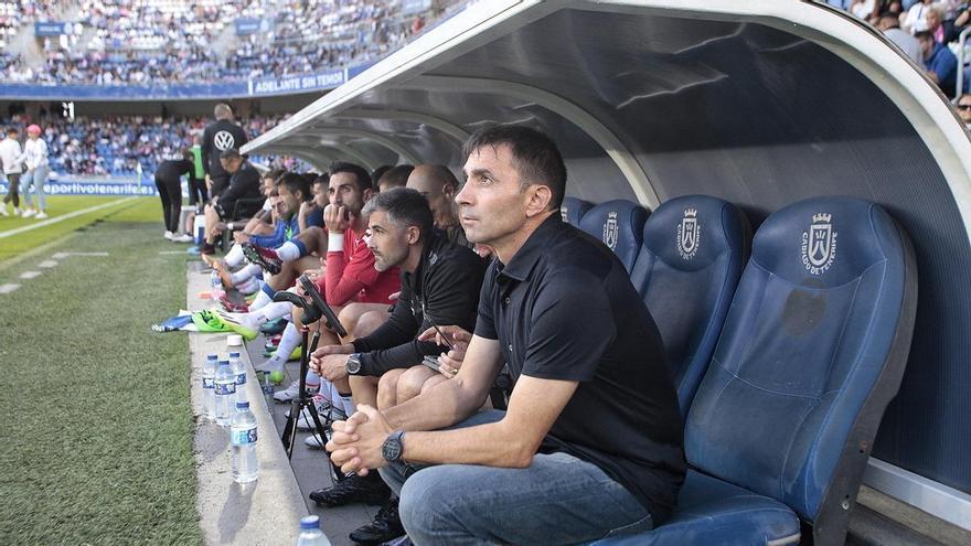 Pitada a Asier Garitano en el Heliodoro antes del encuentro contra el CD Mirandés