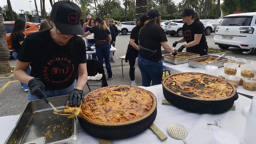 Costra solidaria en Elche por los afectados de la dana