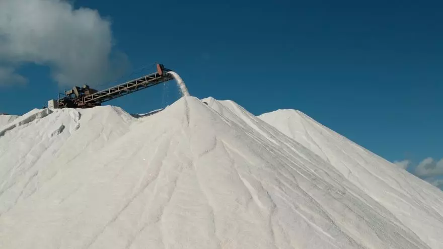 La salinera logra una buena cosecha pese a la dana