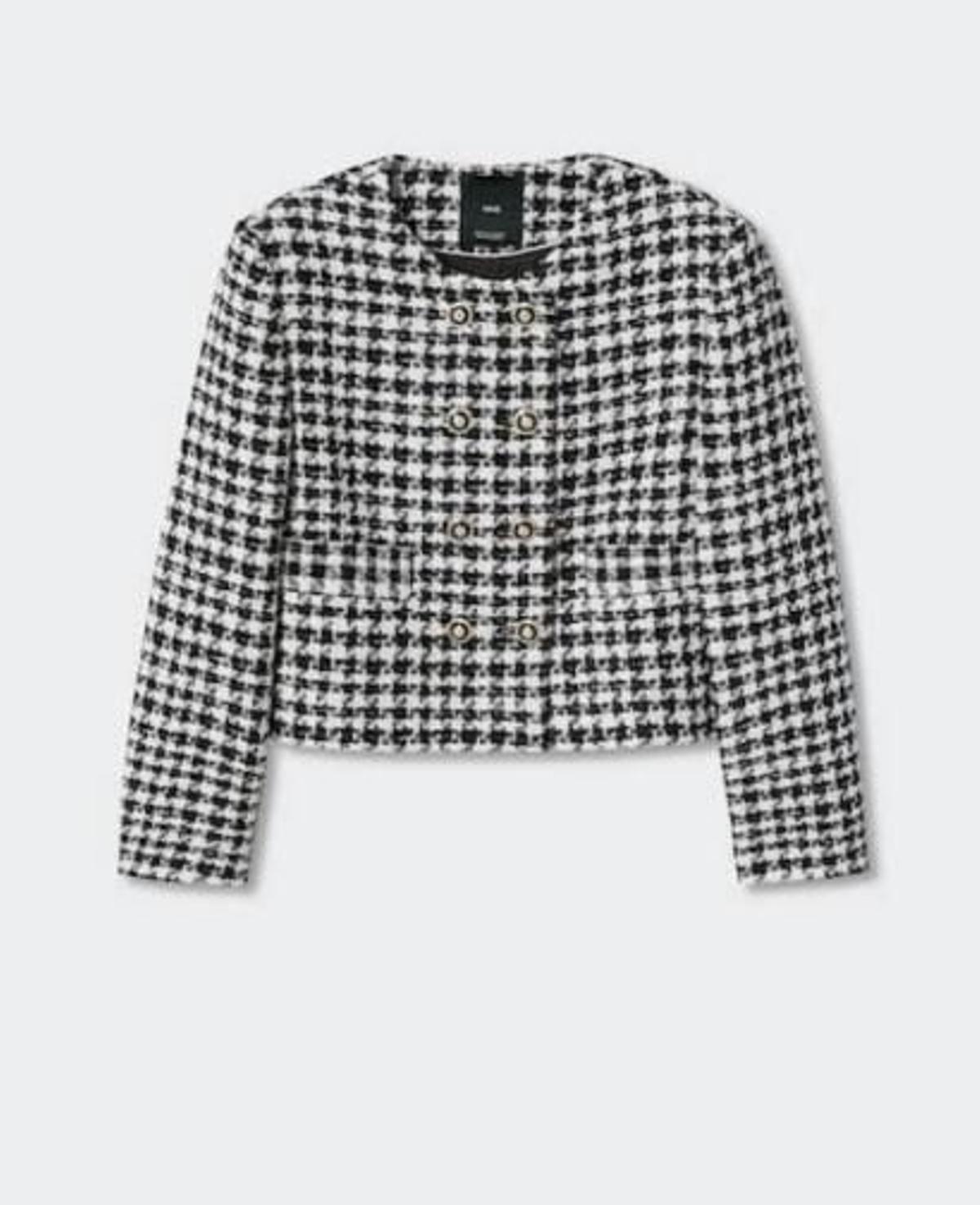 Chaqueta con estampado pata de gallo de Mango.