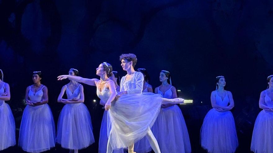 &#039;Giselle&#039;, la joya del ballet romántico, se representa en Badajoz