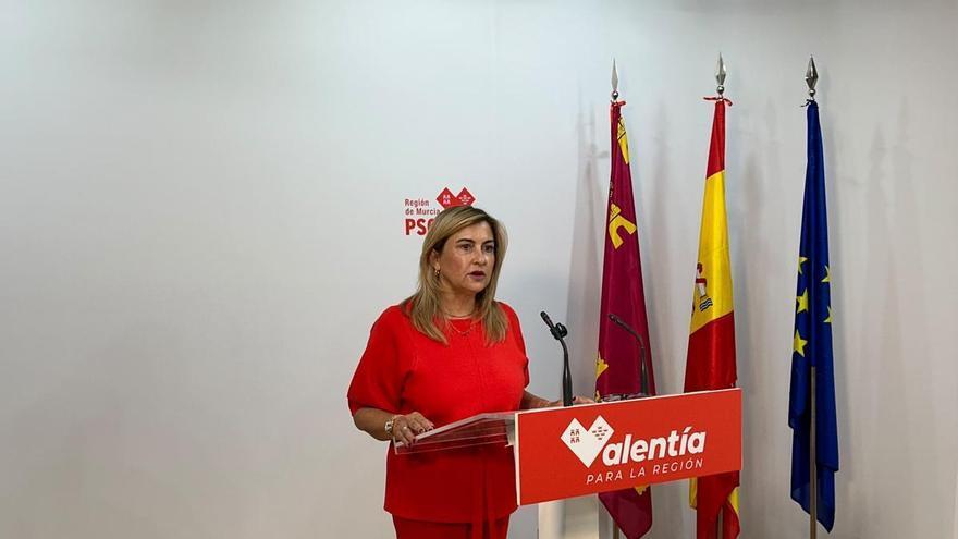 El PSOE acusa a López Miras de rebajar la protección del Mar Menor para garantizarse apoyos en la Asamblea
