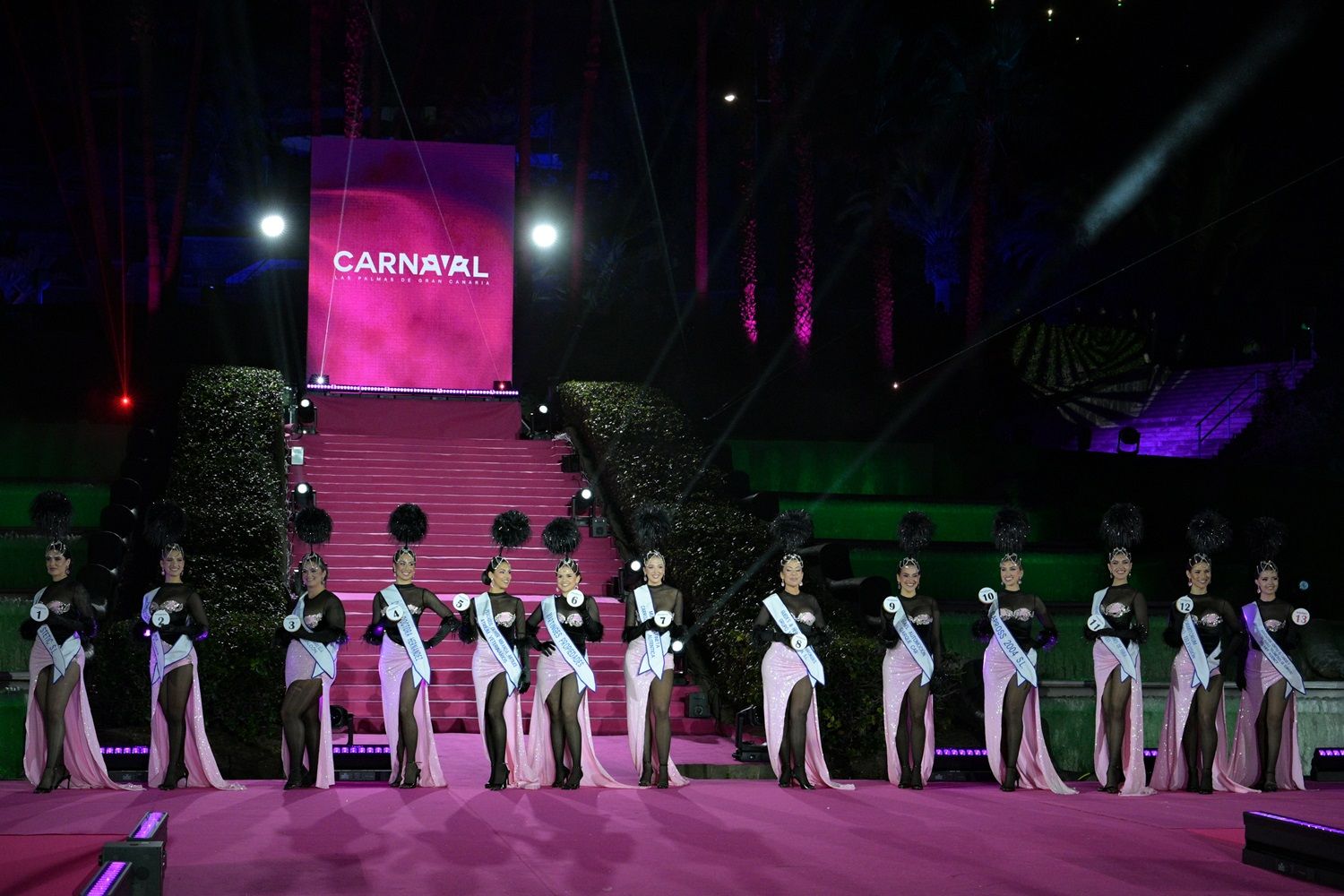 Gala de presentación los 54 aspirantes al Trono Infantil, Gran Dama, Reina Adulta y Drag Queen