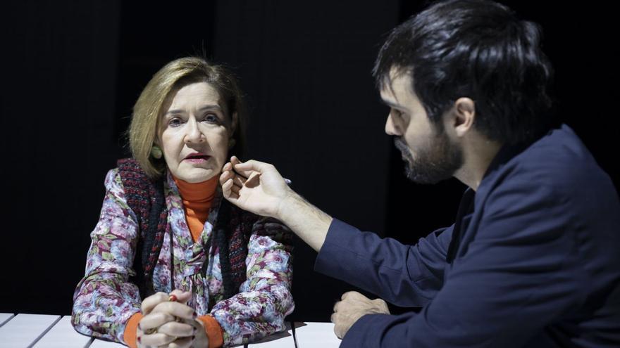 La actriz María Pujalte: «En la familia es difícil hablar sinceramente de emociones»