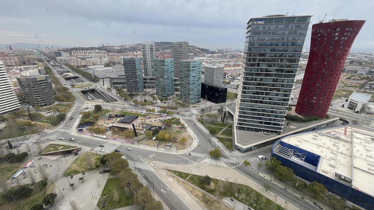 Panorámica del parque hotelero y distrito económico de la Plaza Europa de L'Hospitalet de Llobregat.