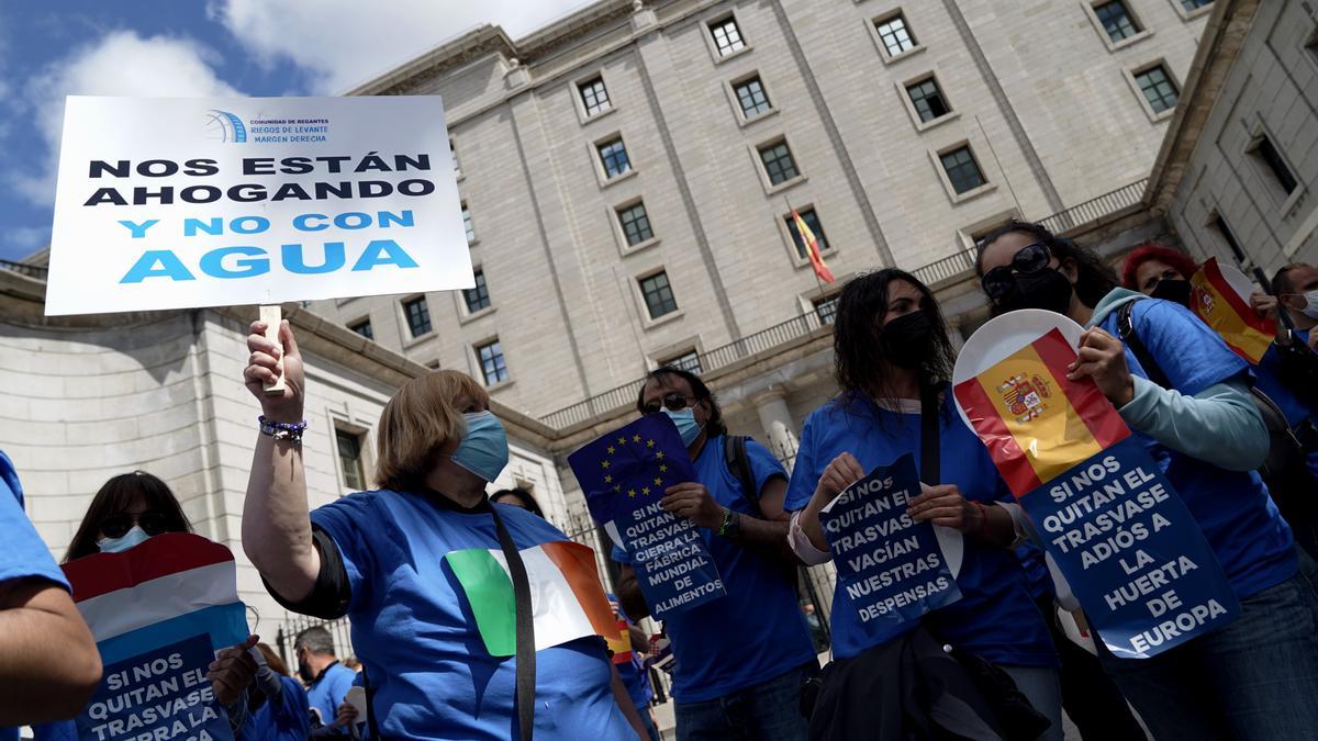 Imagen de la manifestación de regantes en Madrid.