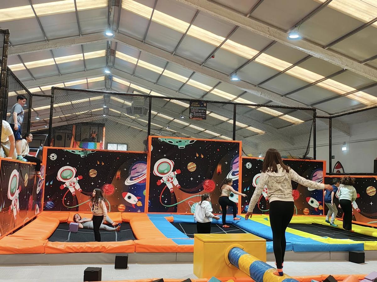 Una actividad municipal para niñas y niños en Salas, en una imagen de archivo.
