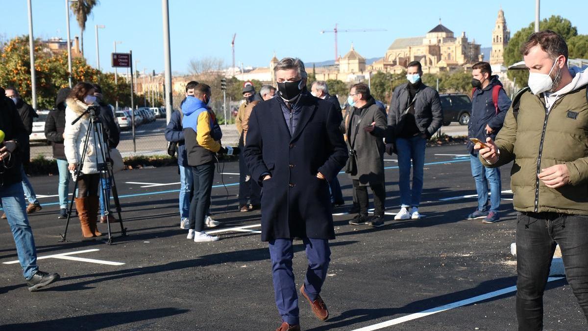 Los vecinos de La Medina cuentan ya con un nuevo párking de 110 plazas junto al C3A