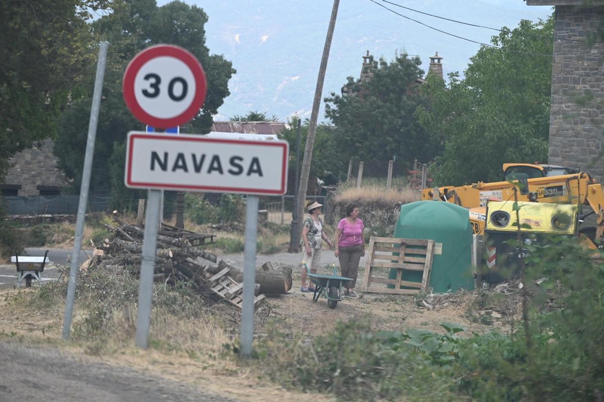 En imágenes | Sexto día de lucha contra el incendio de Las Peñas de Riglos