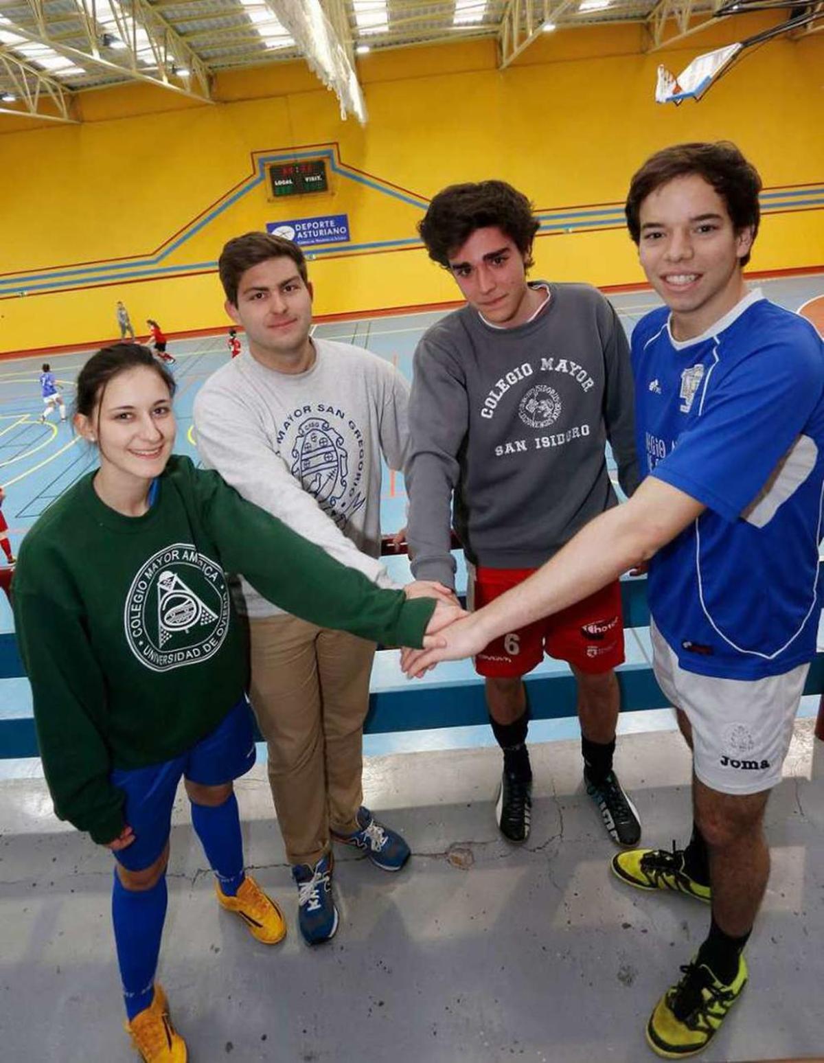 Miriam Villalba, Carlos Fernández, Jesús Pérez y Juan Cisneros.