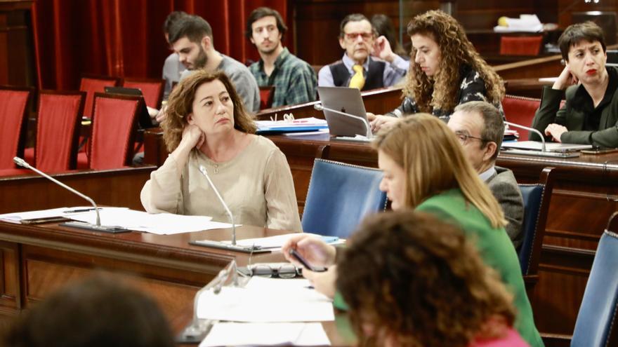 El PSOE mete en un brete a Francina Armengol