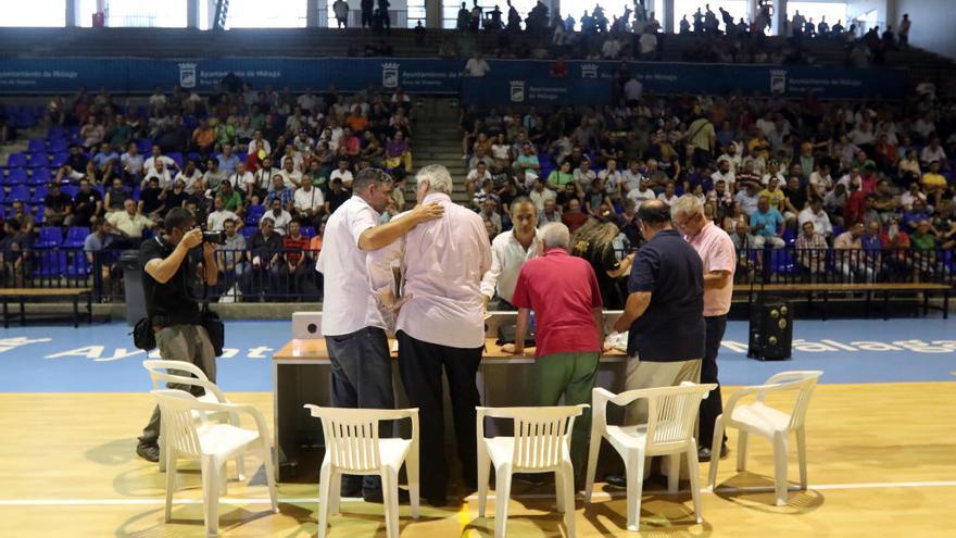 Imagen de la asamblea celebrada esta noche en Ciudad Jardín.