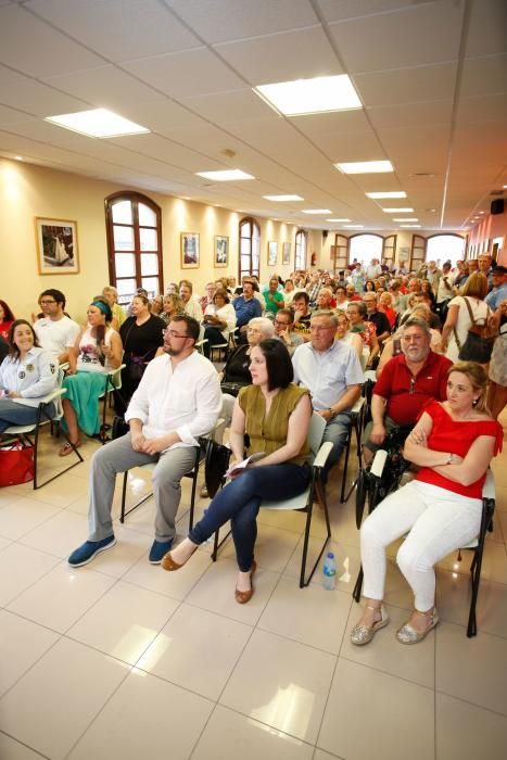 Adrián Barbón en Avilés.