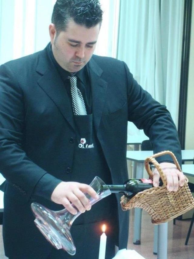 Guillermo Llopis.