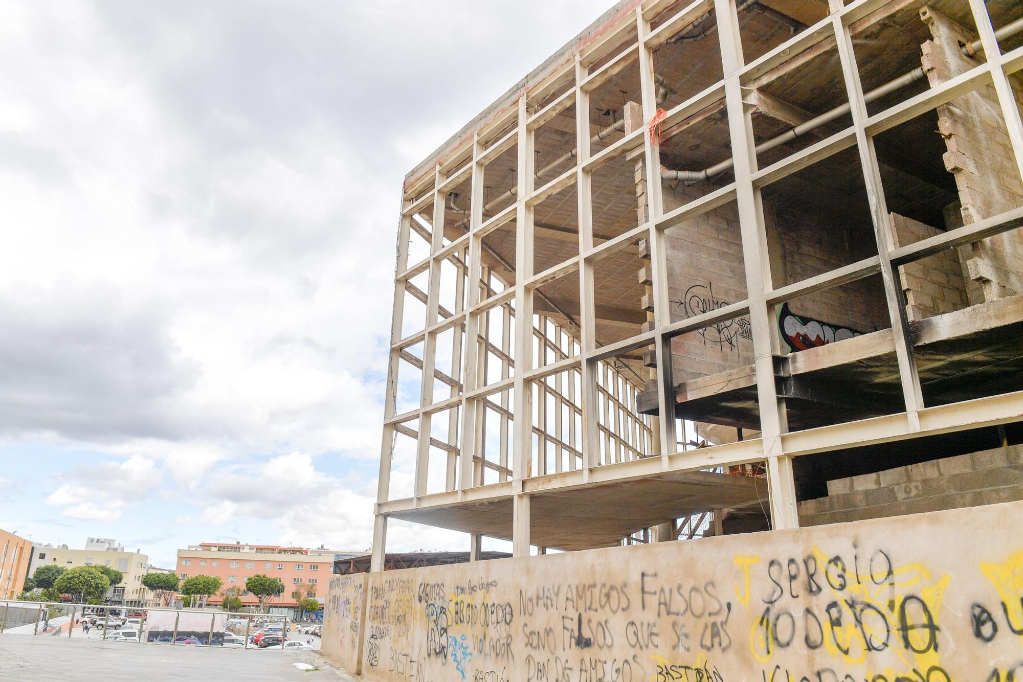 Abandono del Palacio de la Cultura de Telde