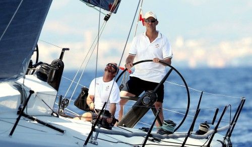 Felipe VI navega en la Copa del Rey