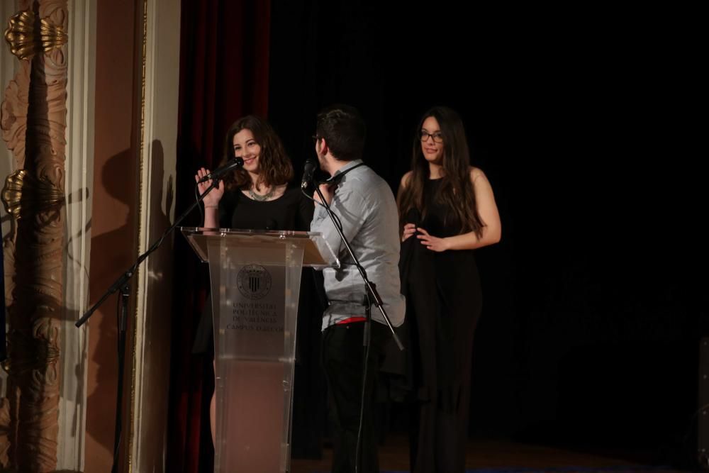 Nicola Donate y José Camilo Narváez, de Ingeniería Química, rey y reina de la celebración