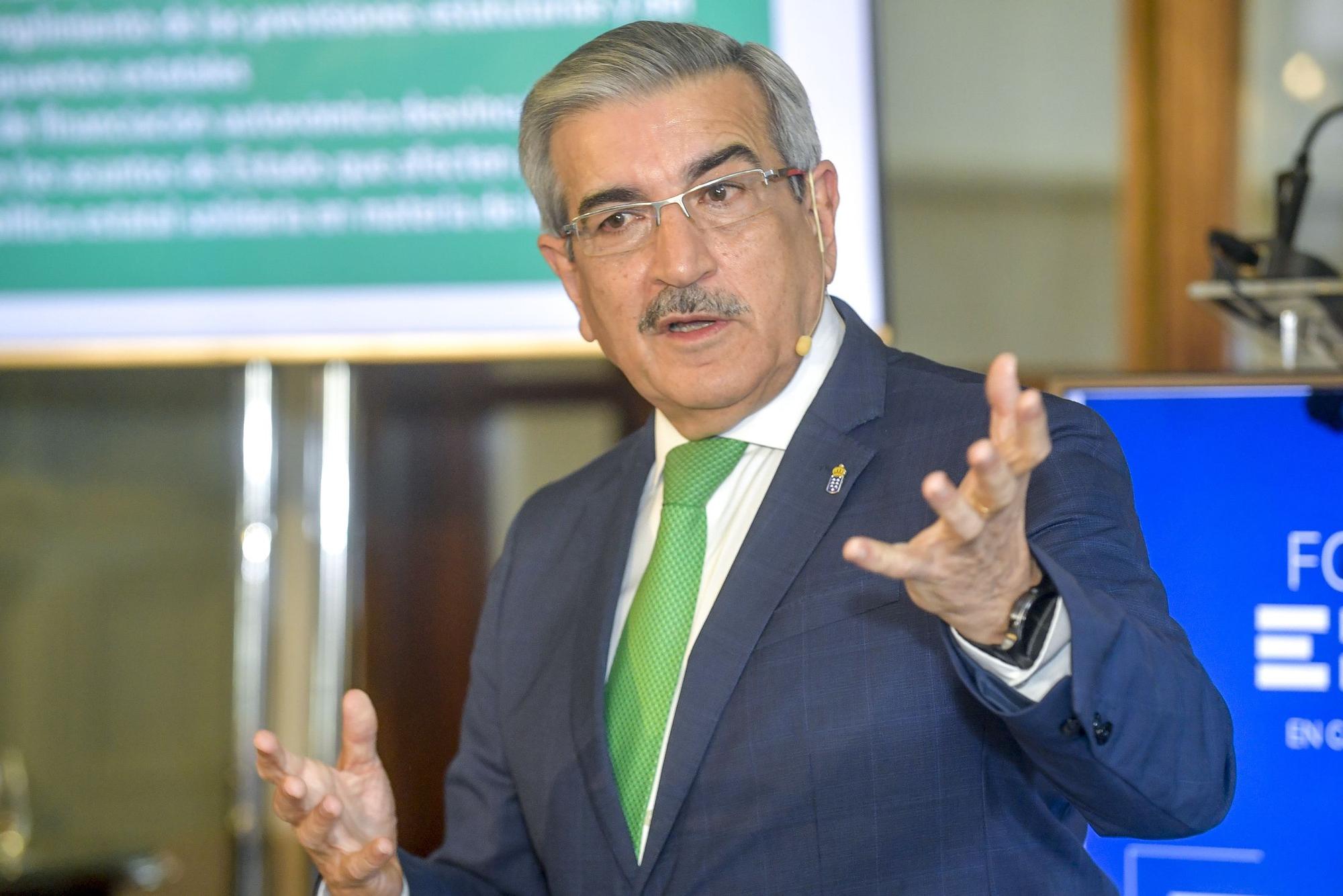 Román Rodríguez interviene en el Foro de Prensa Ibérica con la conferencia 'Capaces de un futuro mejor'