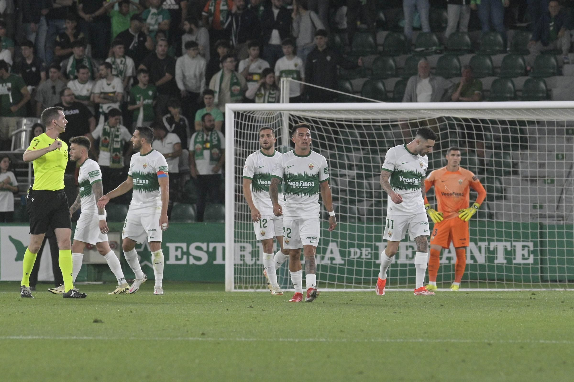 Descalabro total del Elche