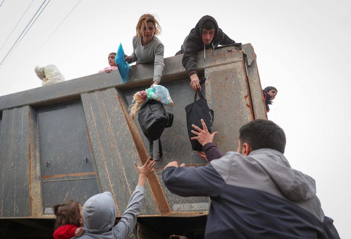 Los refugiados de Alto Karabaj llegan a Kornidzor