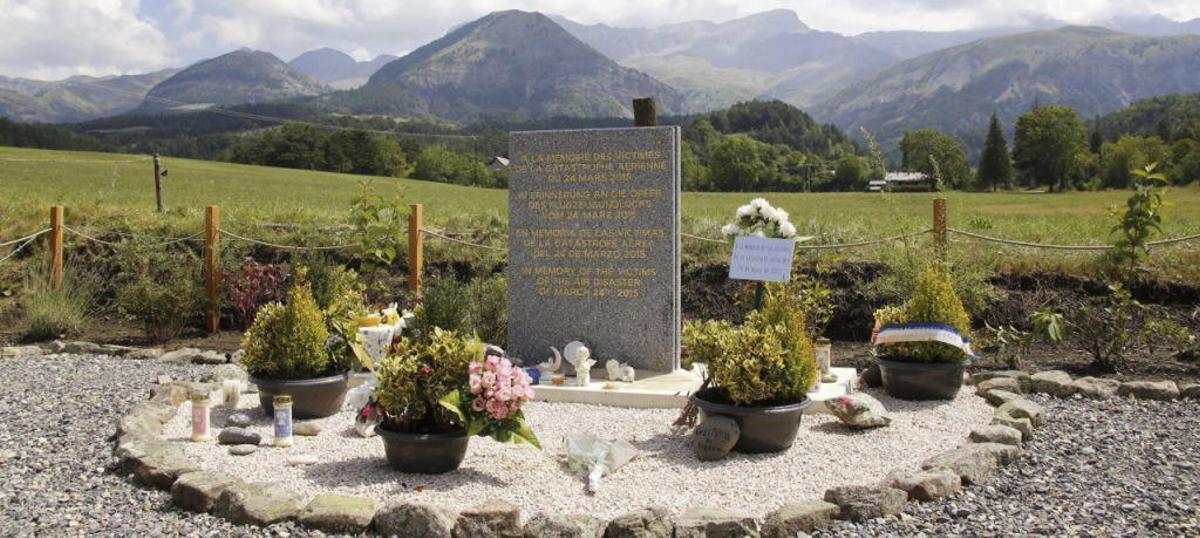 Monumento en Francia a las víctimas de Germanwings.