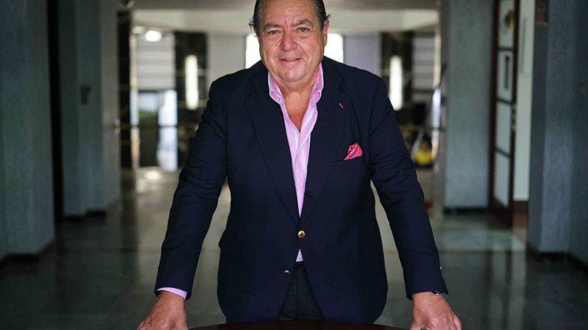Vicente Boluda, presidente ejecutivo de Boluda Corporación Marítima, en un salón del Real Casino de Tenerife.