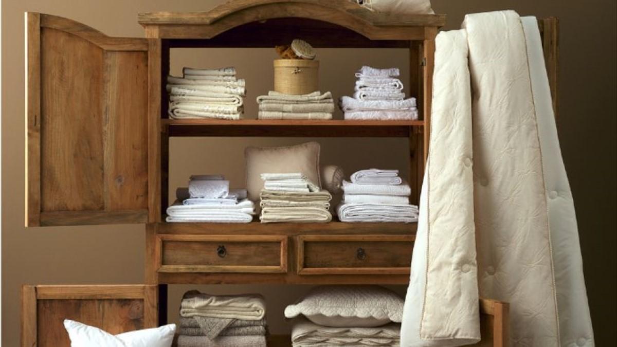 Estos son mejores trucos para ordenar las sábanas en tu armario.
