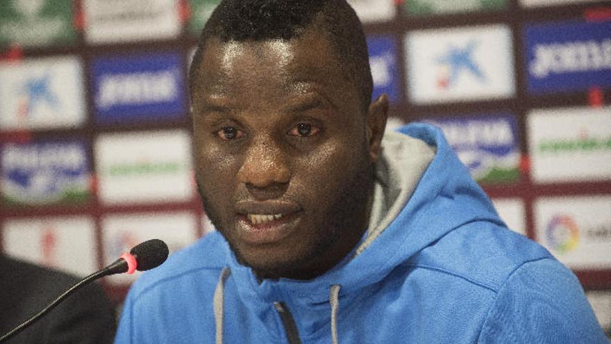 Wakaso apunta a Ipurúa para debutar con el Granada