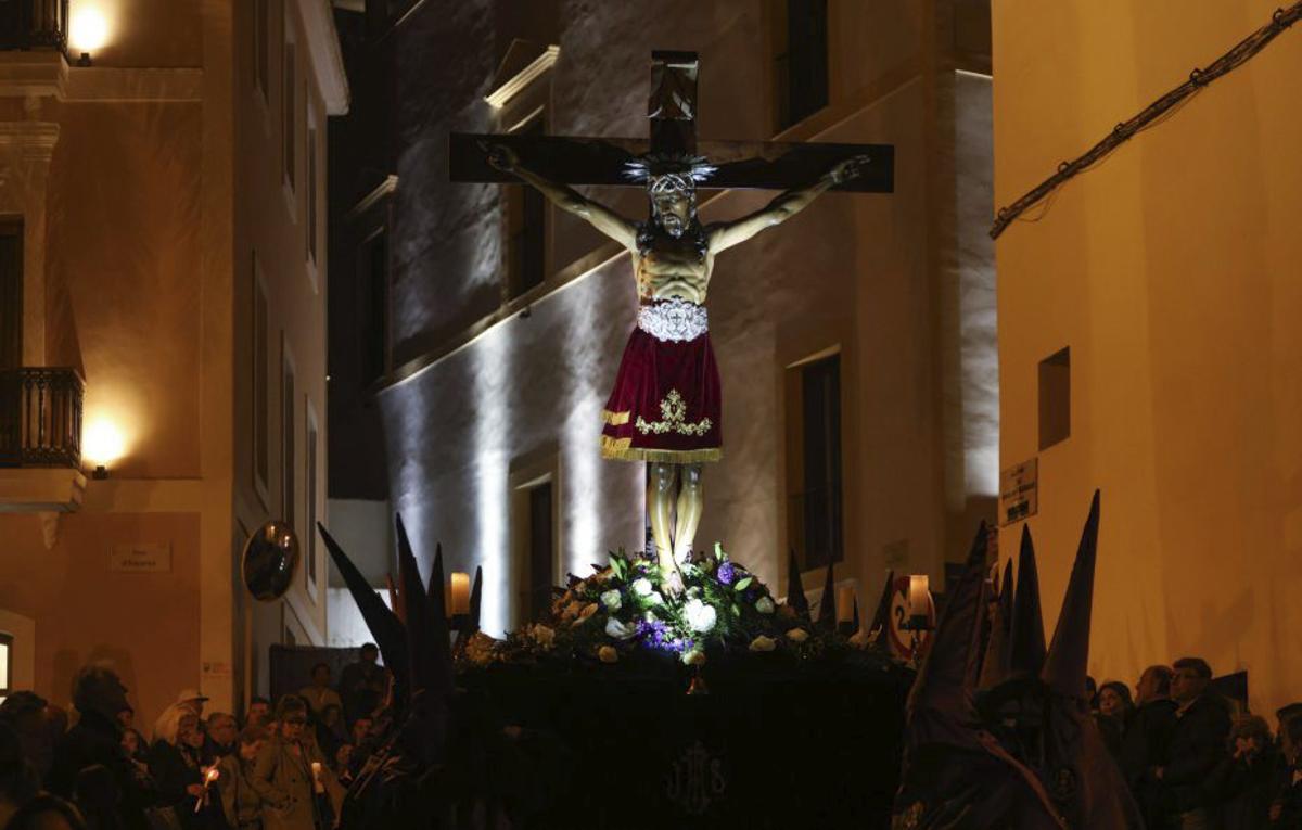 La procesión del Santo Entierro del año pasado. | TONI ESCOBAR