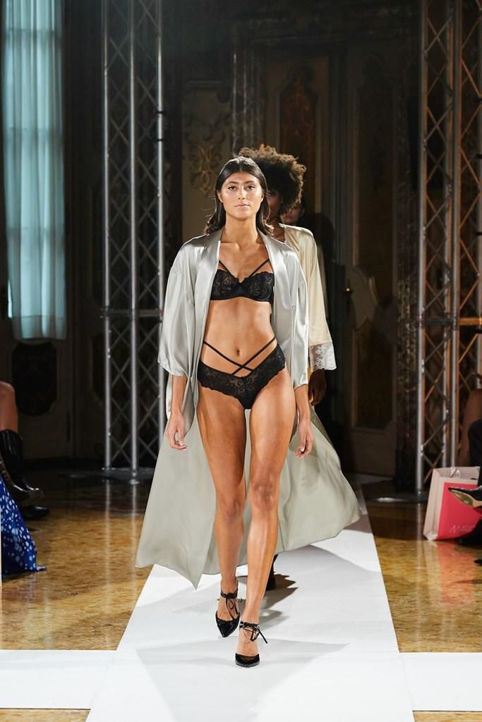 Nera Lingerie