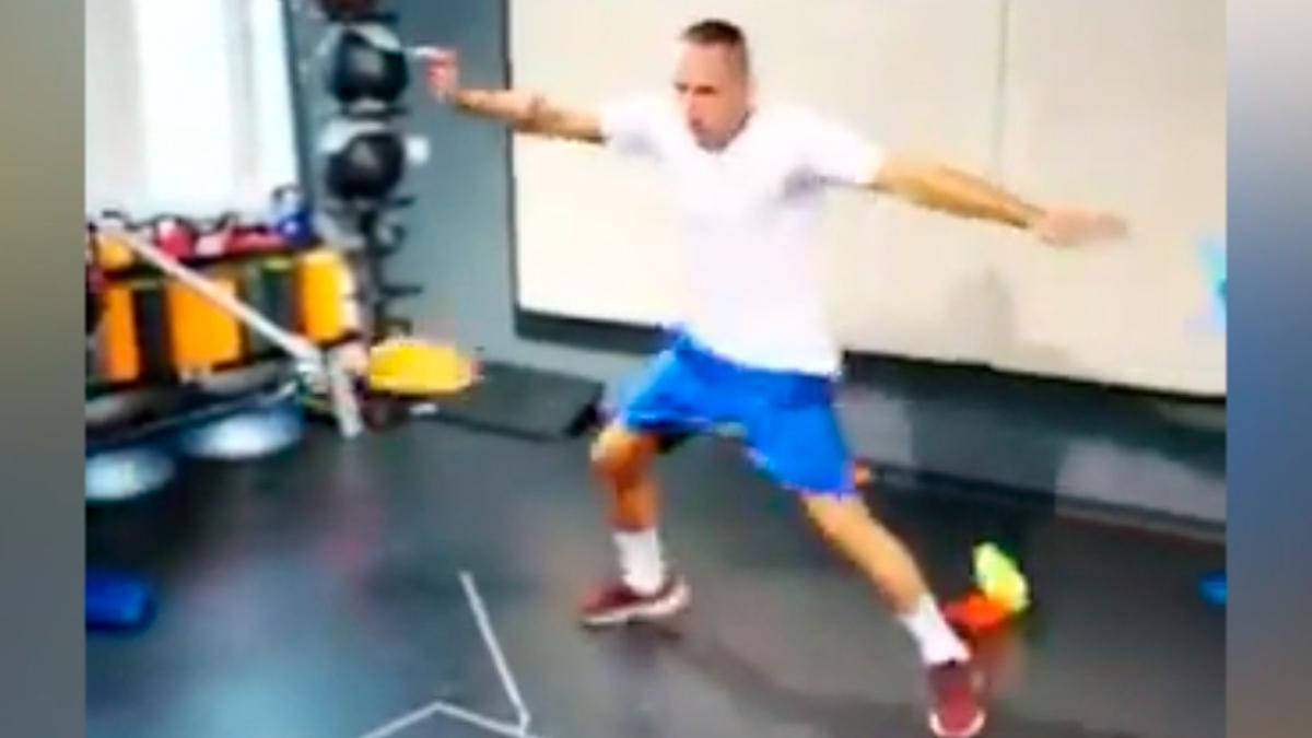 ¡IMPRESIONANTE! Así trabaja Ribéry los reflejos junto a Alaba con este loco juego