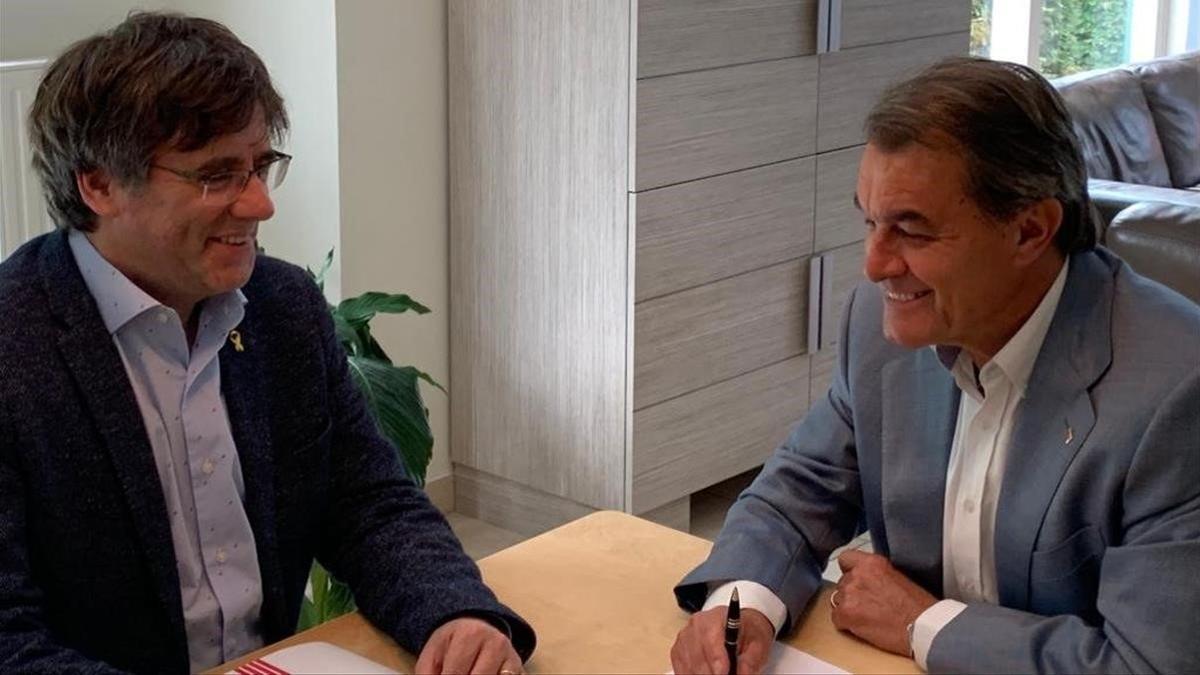 Carles Puigdemont y Artur Mas.