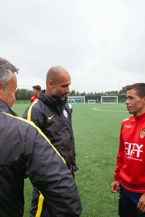 Pep Guardiola visita l'entrenament del Girona a Manchester