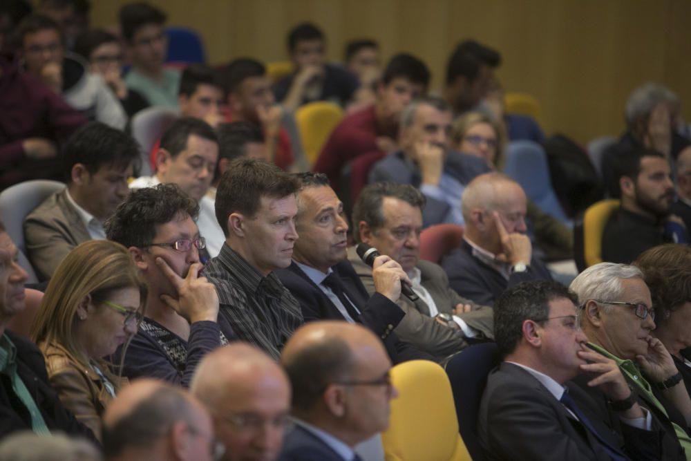 El seleccionador Julen Lopetegui en la Universidad de Alicante.