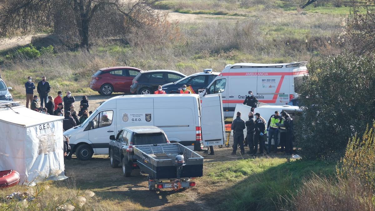 Retiran el cadáver de la zona de El Pico, en el río Guadiana.