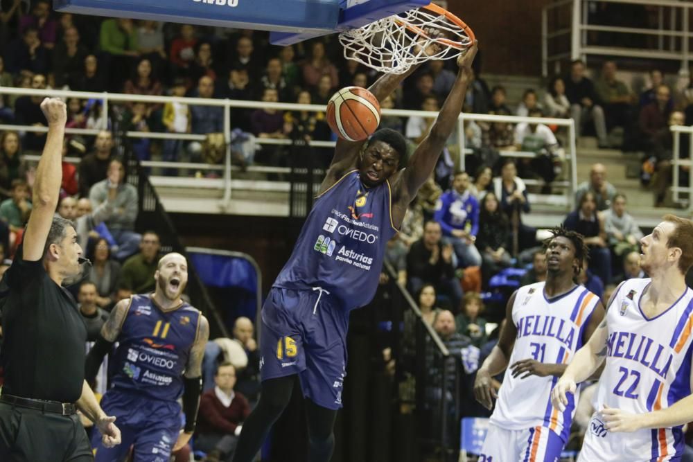 Partido de baloncesto entre Unión Financiera Oviedo y Melilla