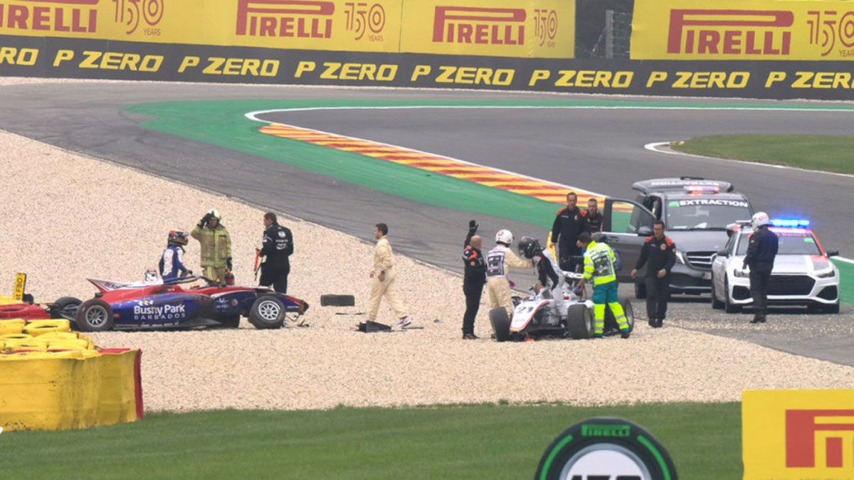 El accidente en la carrera de F3 en Bélgica, del que han salido ilesos Maloney y Goethe