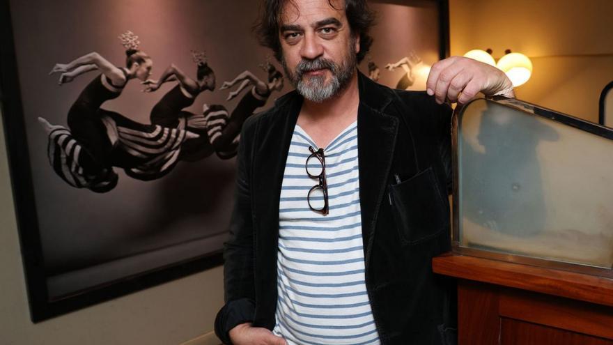 O escritor
Pedro Feijoo,
esta semana
en Vigo.
| José Lores