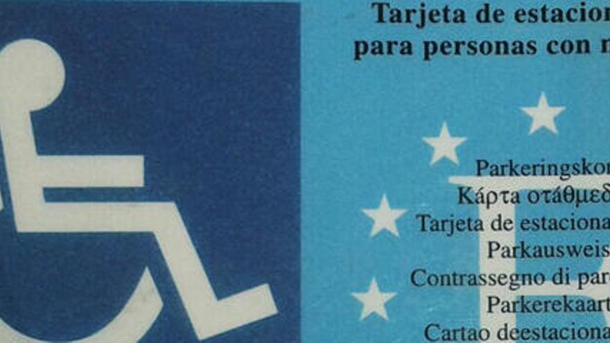 El socorrido fraude de las falsas tarjetas para aparcar en plazas para minusválidos