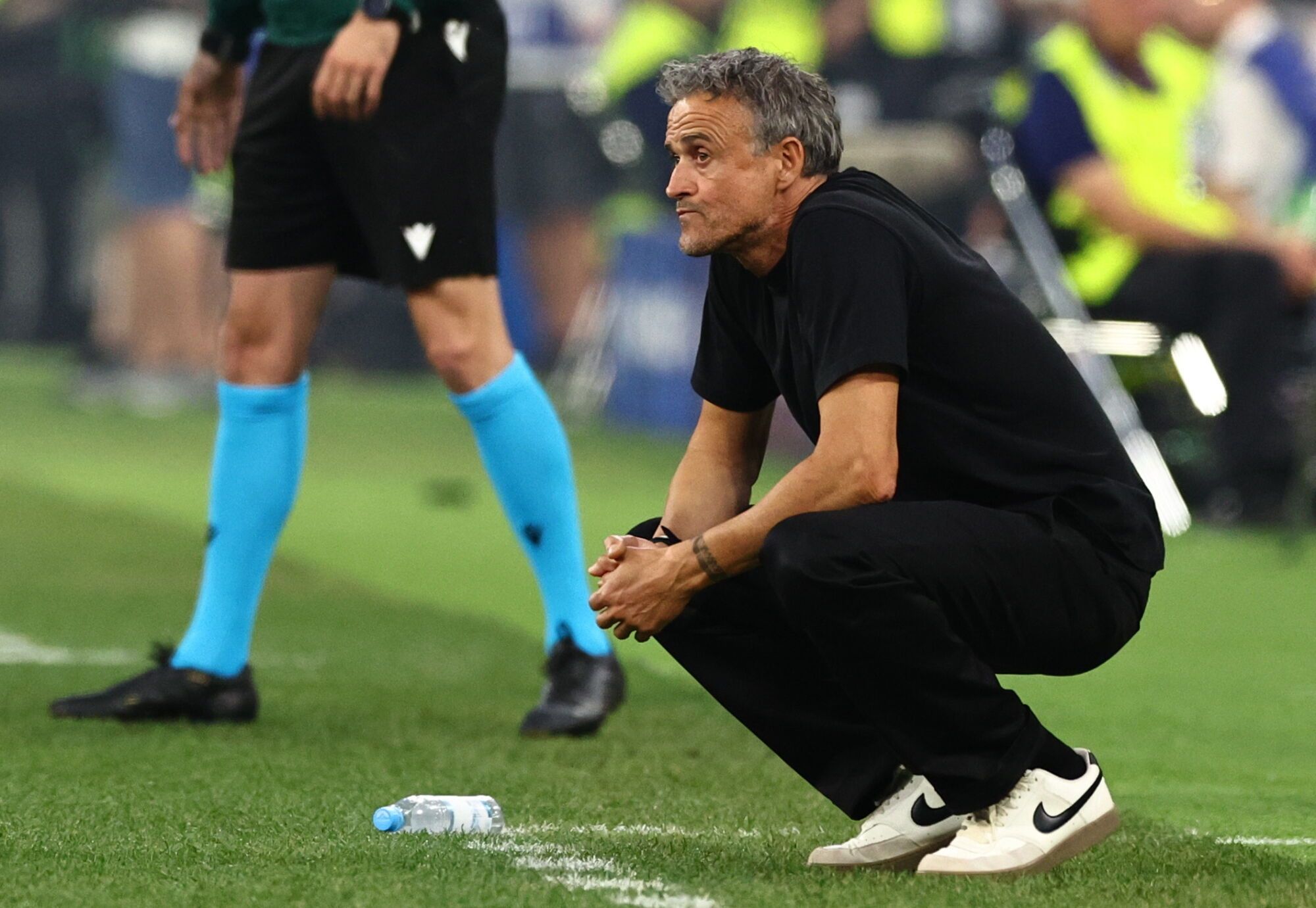 Munich (Germany), 31/05/2025.- PSG head coach Luis Enrique looks on during the UEFA Champions League final between Paris Saint-Germain and Internazionale Milano, in Munich, Germany, 31 May 2025. (Liga de Campeones, Alemania) EFE/EPA/ANNA SZILAGYI