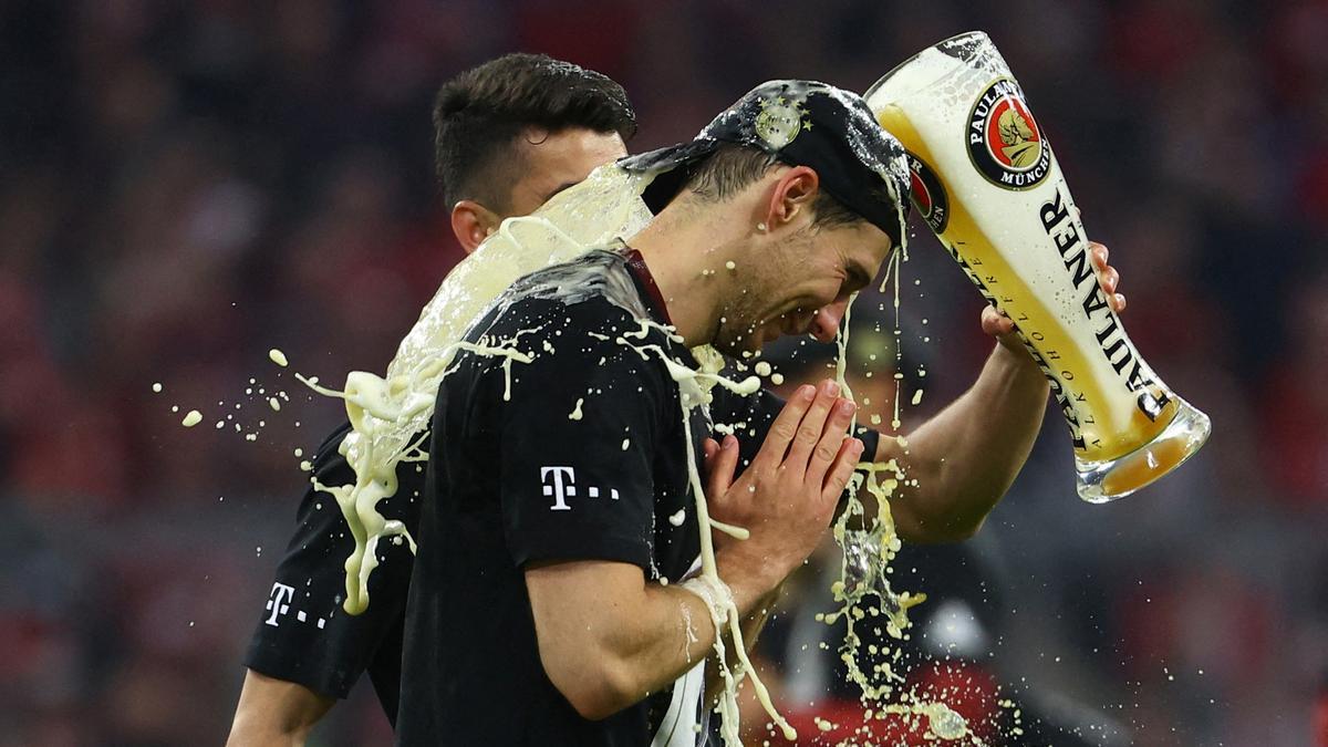 Los jugadores del Bayern de Múnich celebran el título.