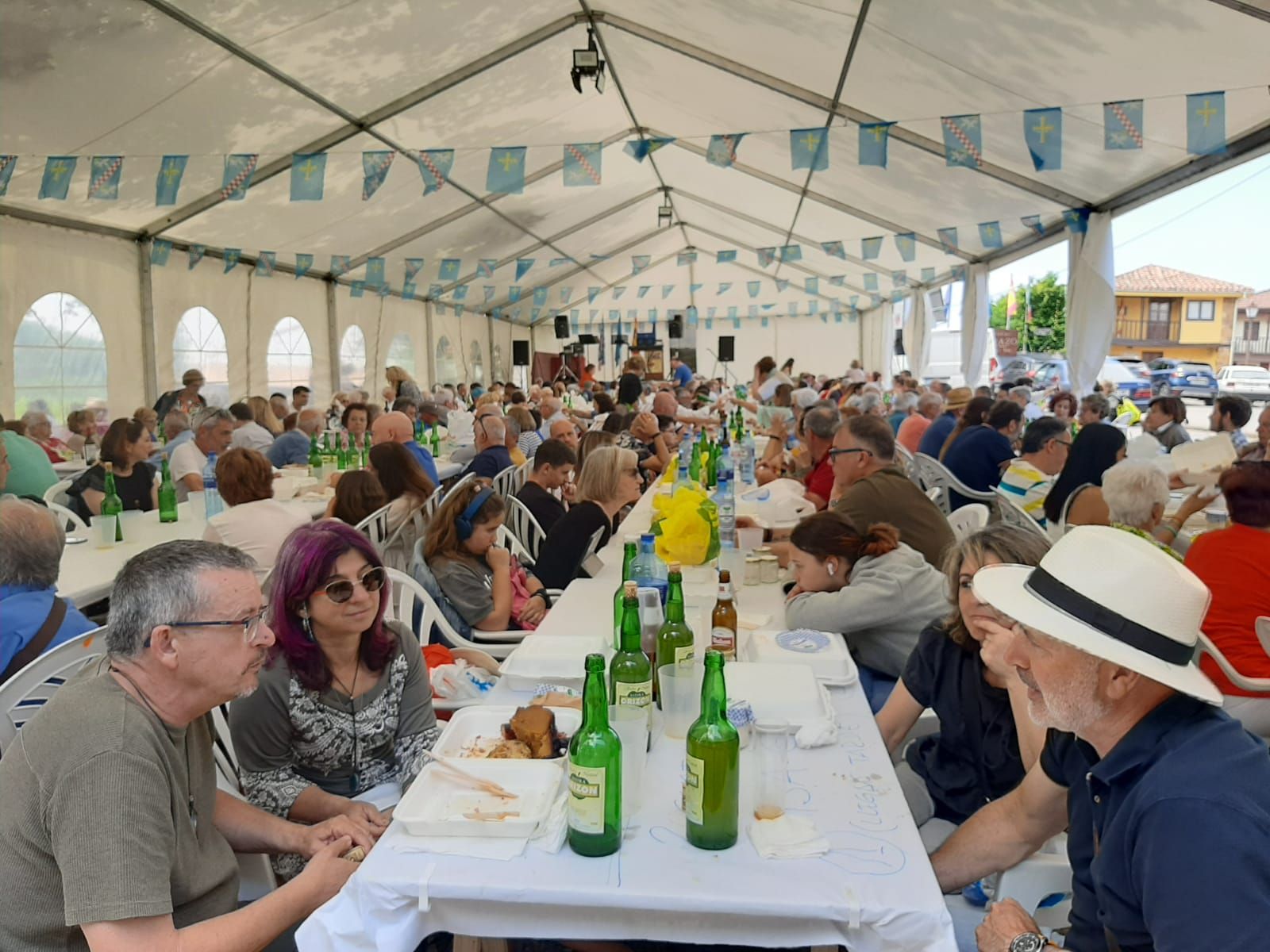 Torazu se come hasta las migas en el Festival de la Boroña de Forna